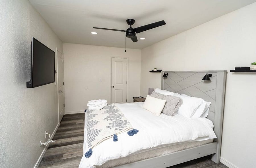 Furnished Finder property 815951_1 photo 23