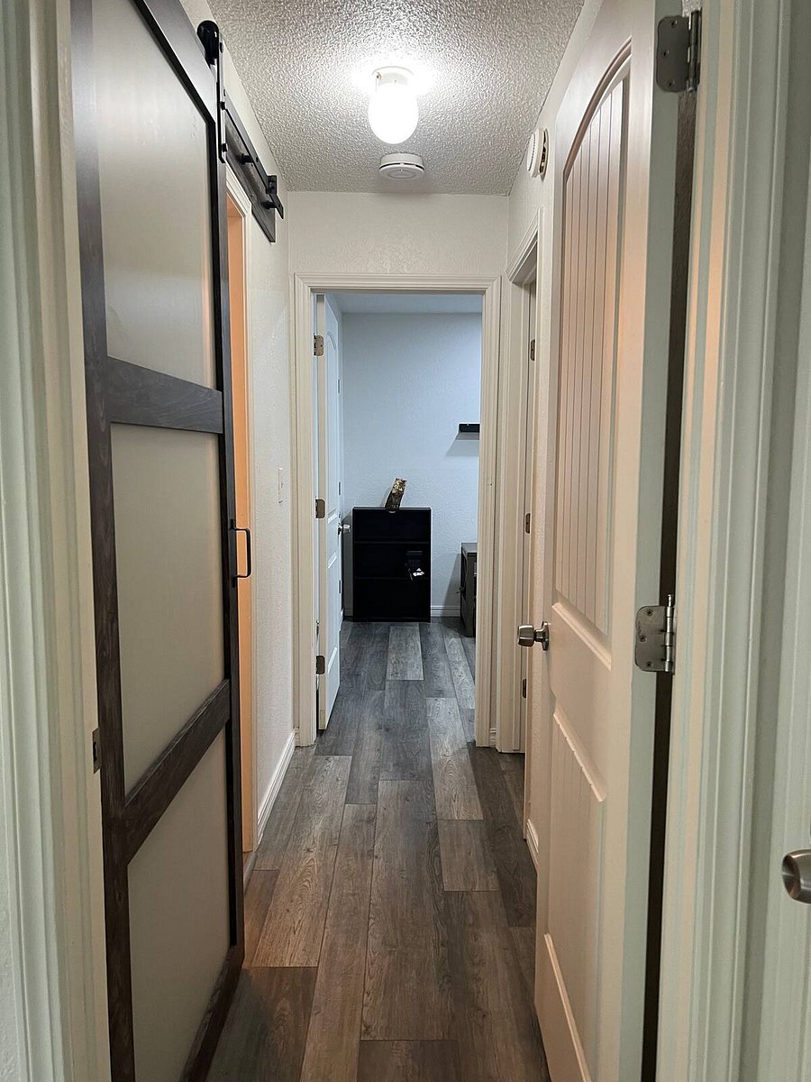 Furnished Finder property 815951_1 photo 26