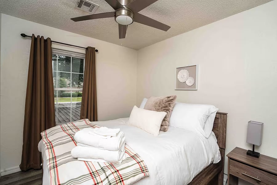 Furnished Finder property 815951_1 photo 24