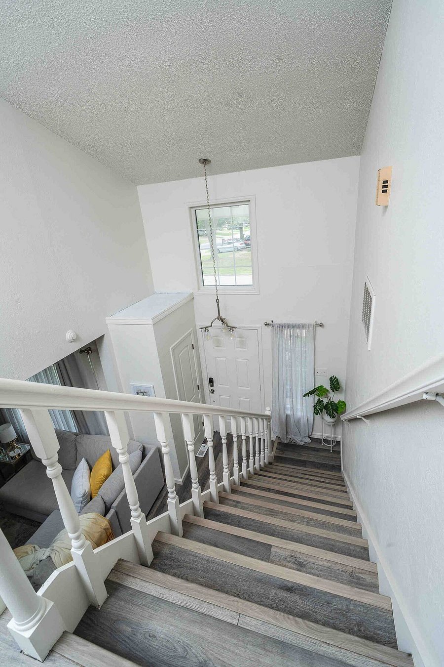 Furnished Finder property 815951_1 photo 14