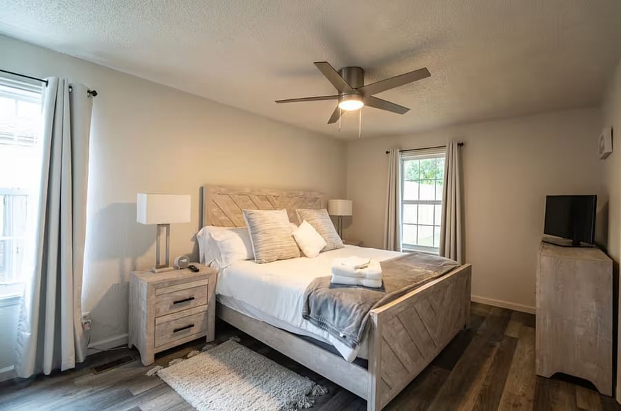 Furnished Finder property 815951_1 photo 17