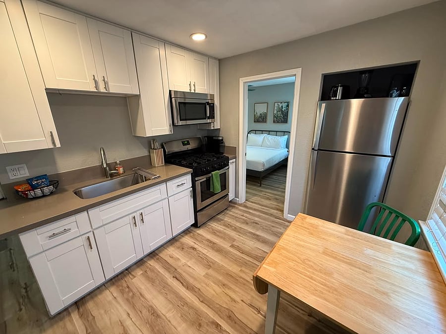 Furnished Finder property 815962_1 photo 9