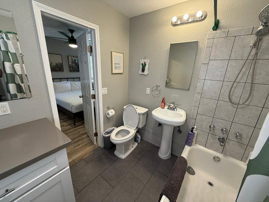 Furnished Finder property 815962_1 photo 10