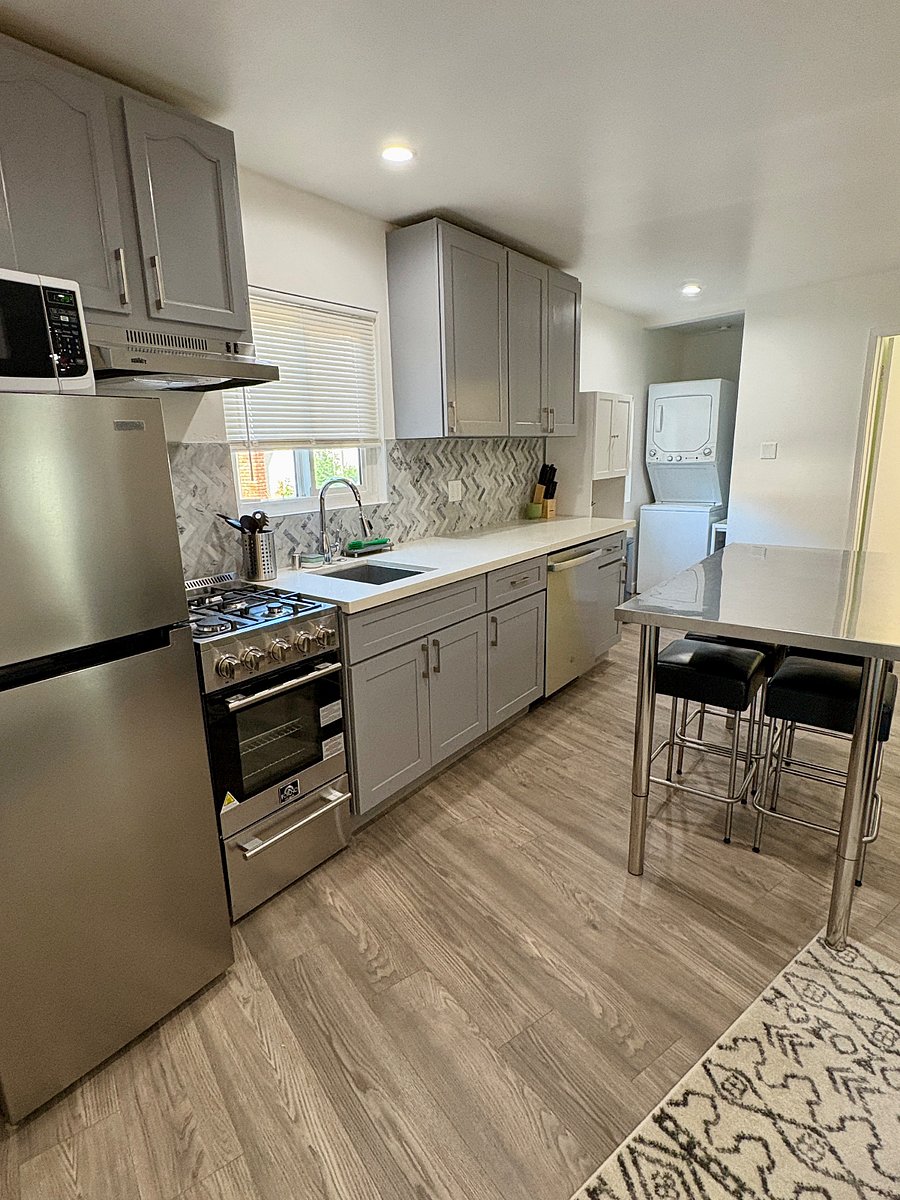 Furnished Finder property 815965_1 photo 12