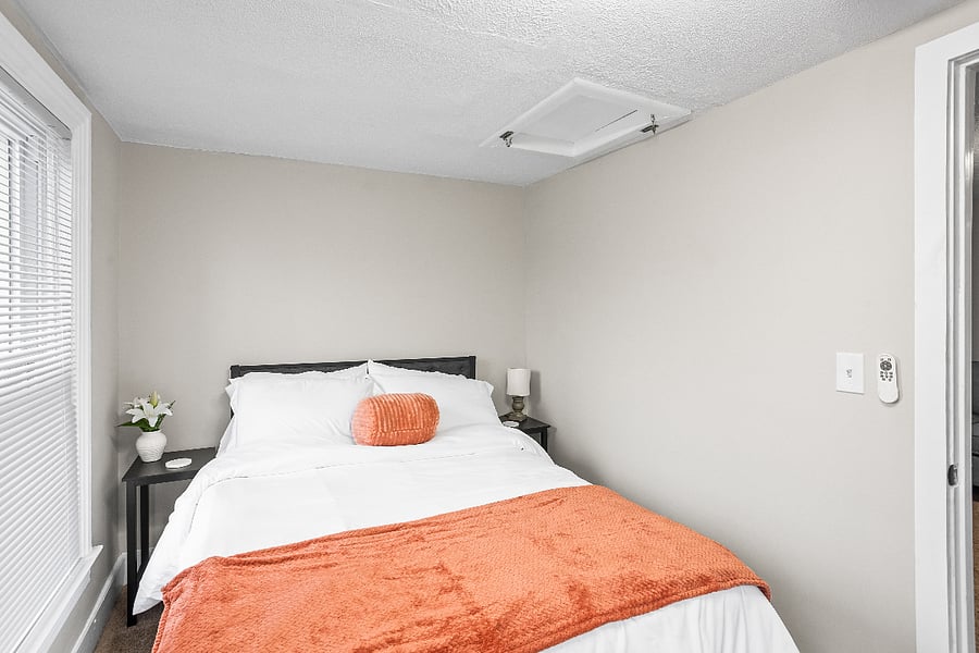 Furnished Finder property 816002_2 photo 12