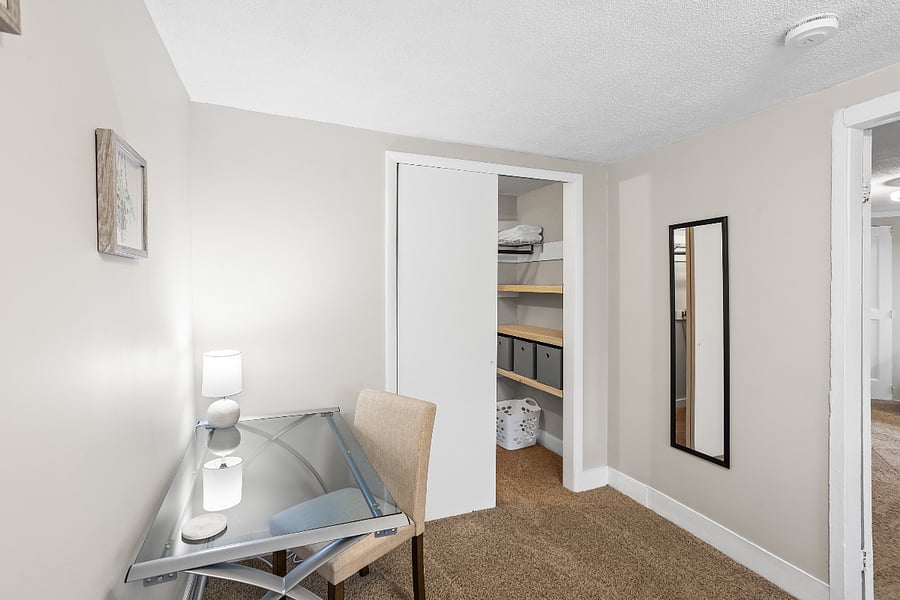 Furnished Finder property 816002_2 photo 8