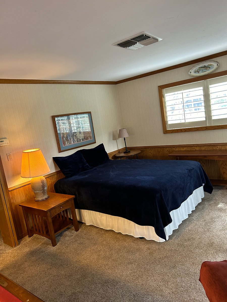 #4. Large bedroom with private bath and pool table.