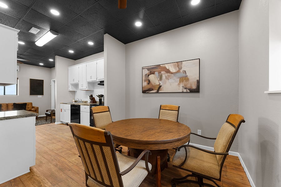 Furnished Finder property 816026_1 photo 3