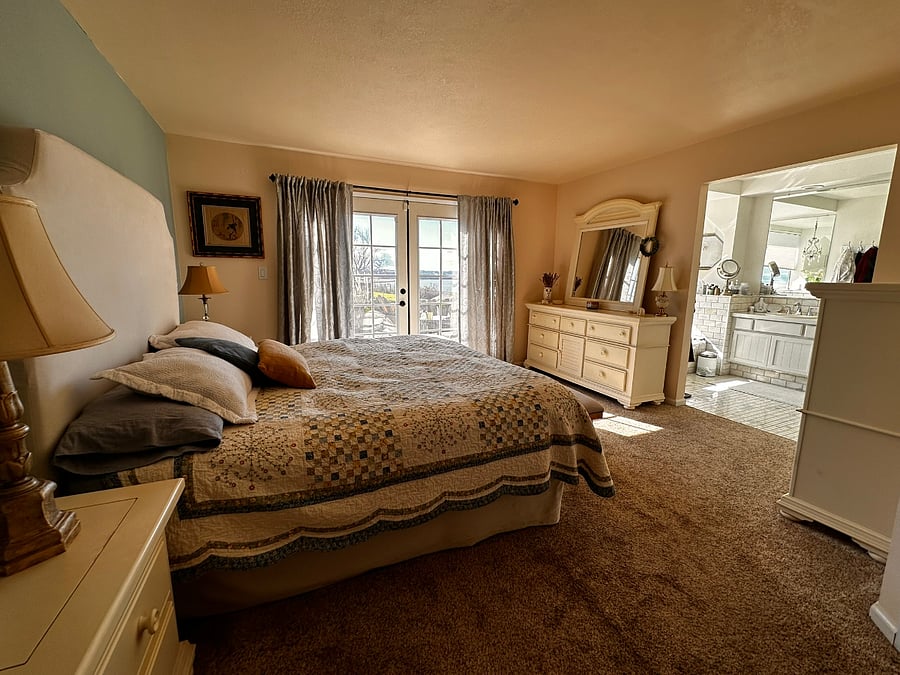 Primary bedroom