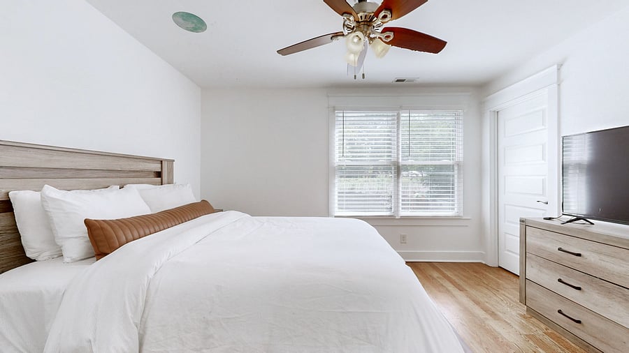 Furnished Finder property 816093_1 photo 11
