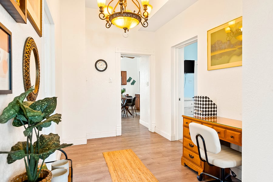 Furnished Finder property 816107_1 photo 9