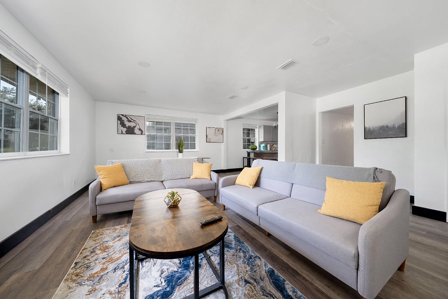Furnished Finder property 816158_1 photo 1