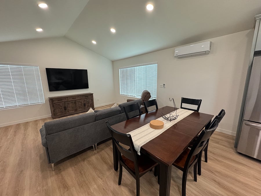 Furnished Finder property 816165_1 photo 3