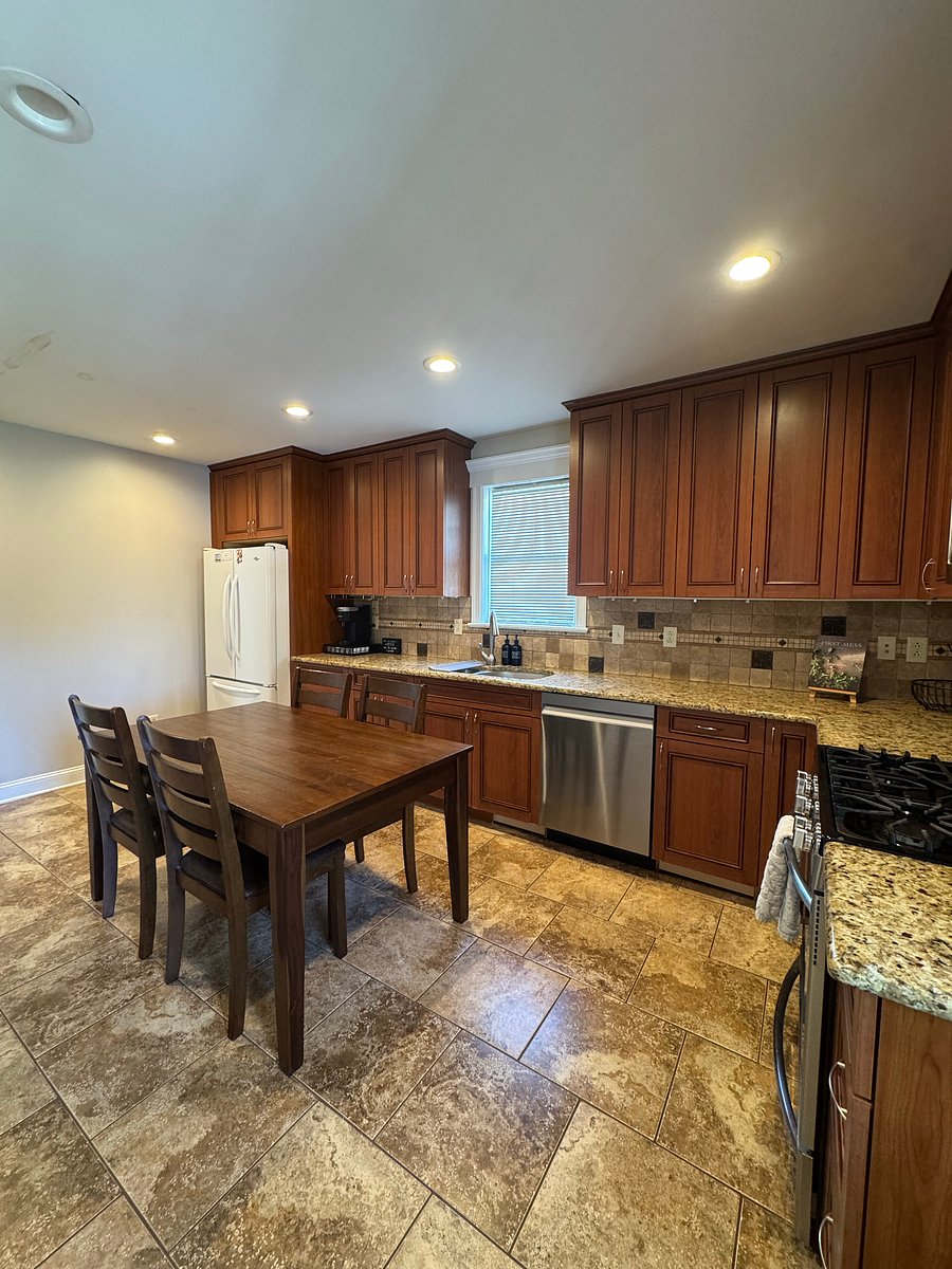 Furnished Finder property 816172_1 photo 3