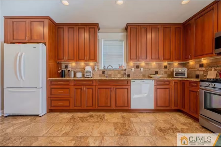 Furnished Finder property 816172_1 photo 3
