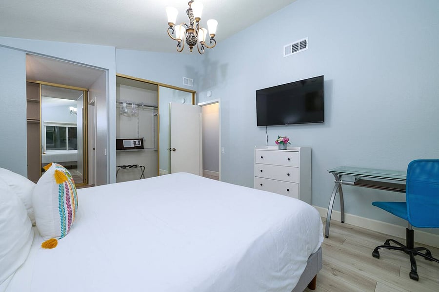 King bed & TV in master bedroom
