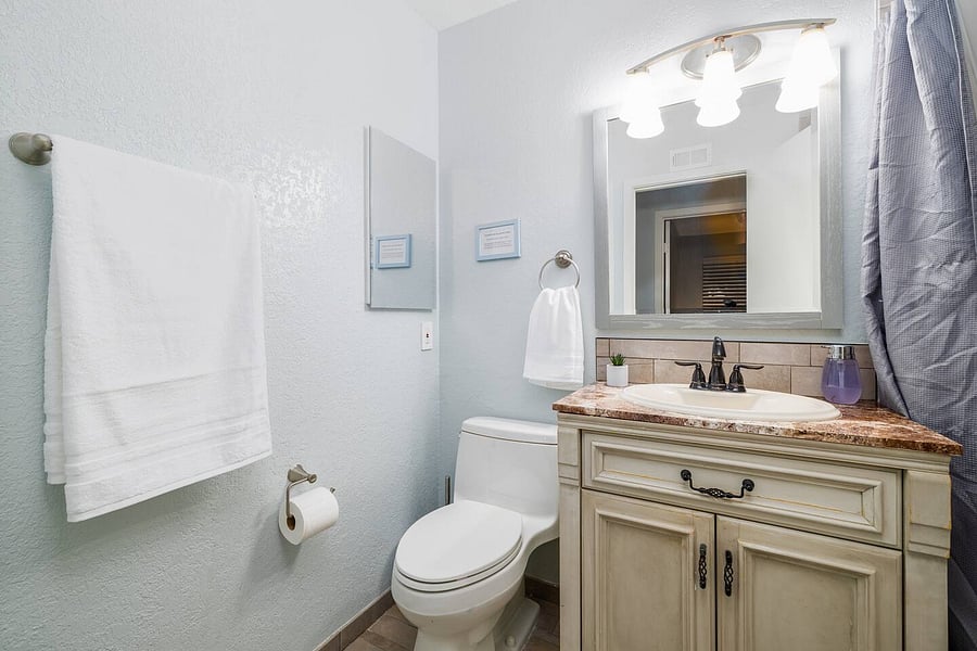Bathroom #2