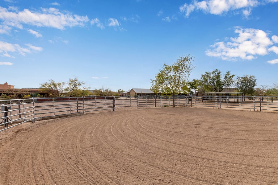 60' round pen
