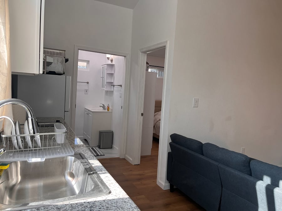 Furnished Finder property 816331_1 photo 3