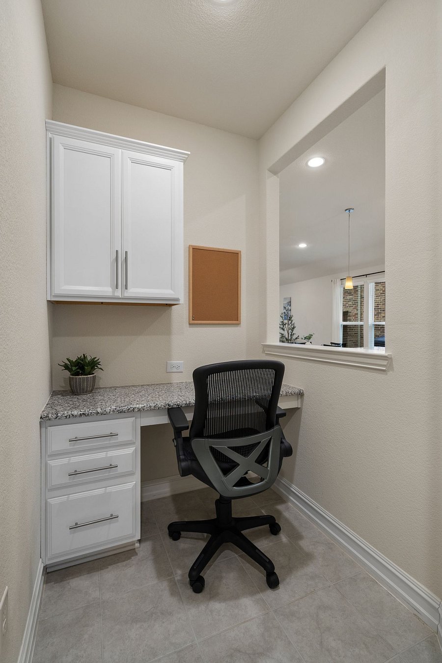 Furnished Finder property 816338_1 photo 13