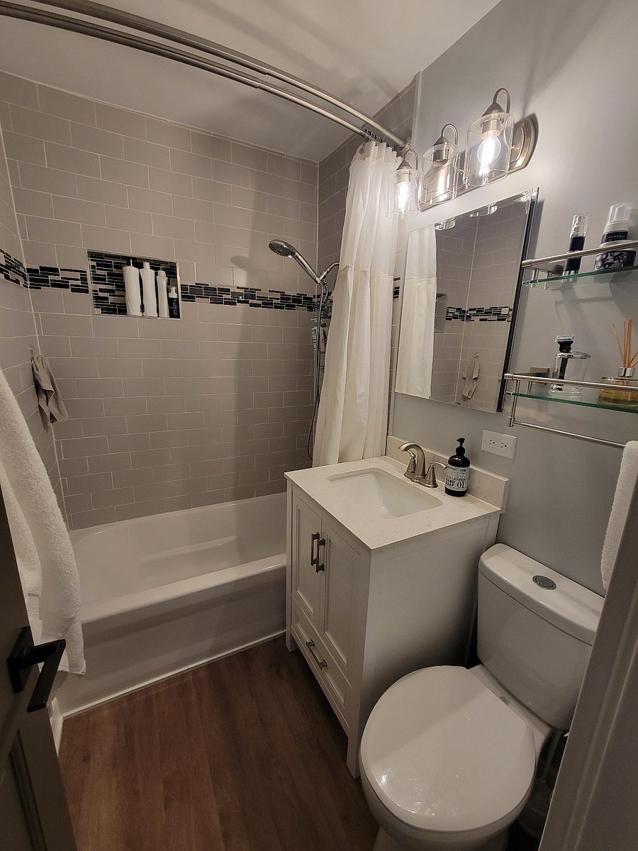 Full Bath