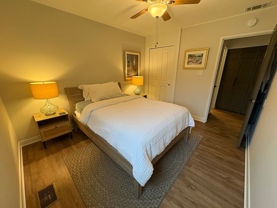 Secondary Bedroom W/ Full Bed