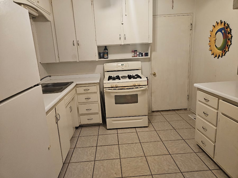 Furnished Finder property 816356_1 photo 3