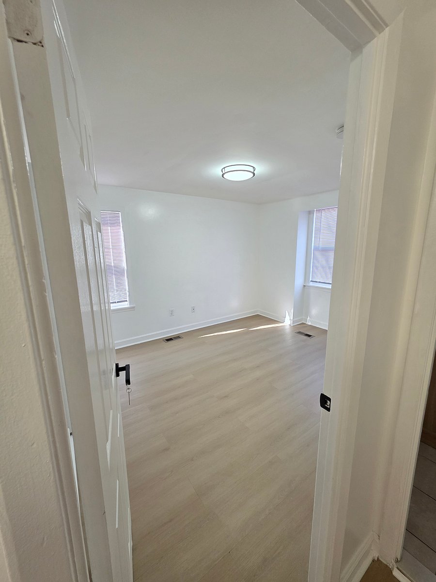 Furnished Finder property 816428_1 photo 3