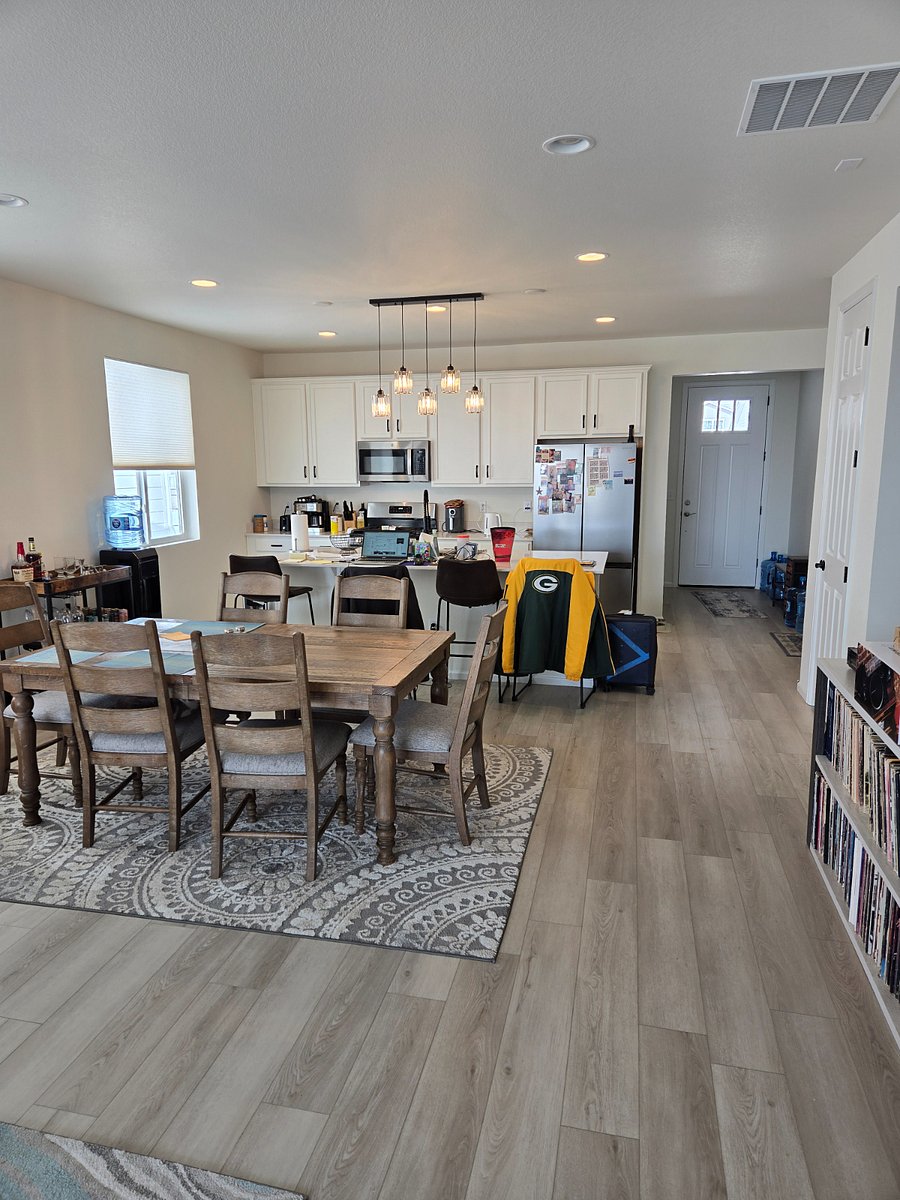 Furnished Finder property 816430_1 photo 4