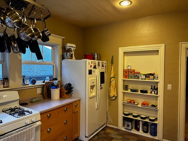 Furnished Finder property 816476_1 photo 13