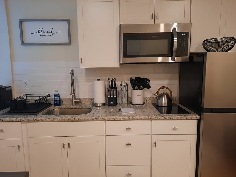 Furnished Finder property 816484_1 photo 2