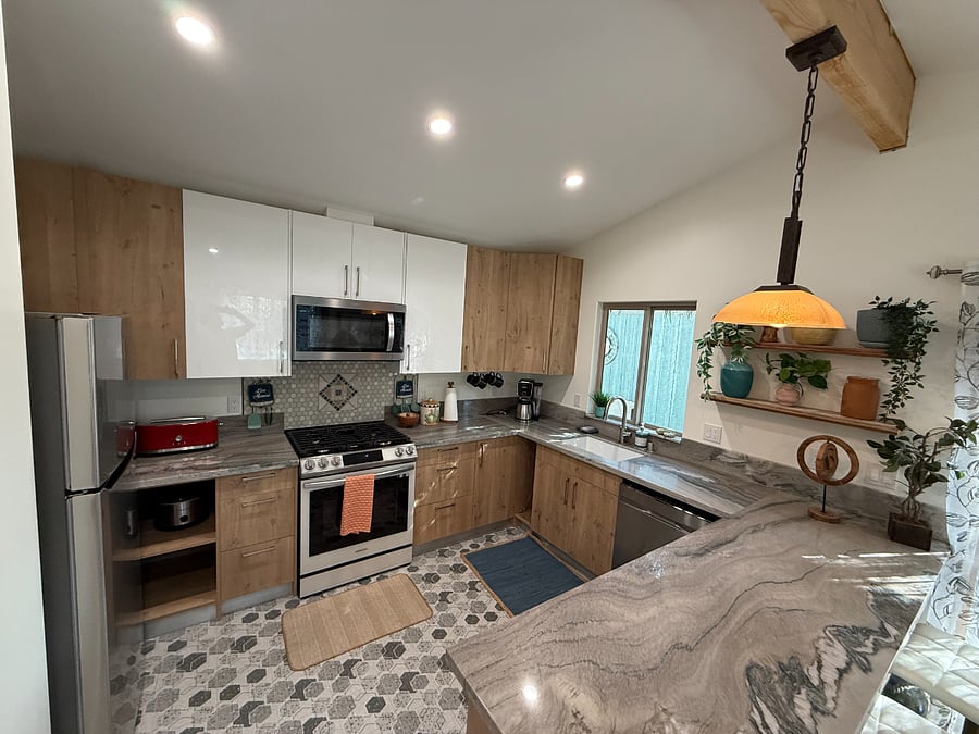 Furnished Finder property 816513_1 photo 3