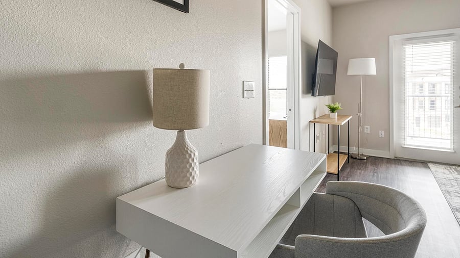 Furnished Finder property 816555_10 photo 6