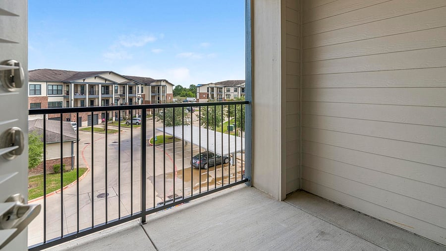 Furnished Finder property 816555_10 photo 16