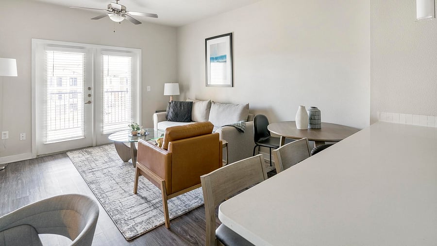 Furnished Finder property 816555_10 photo 5