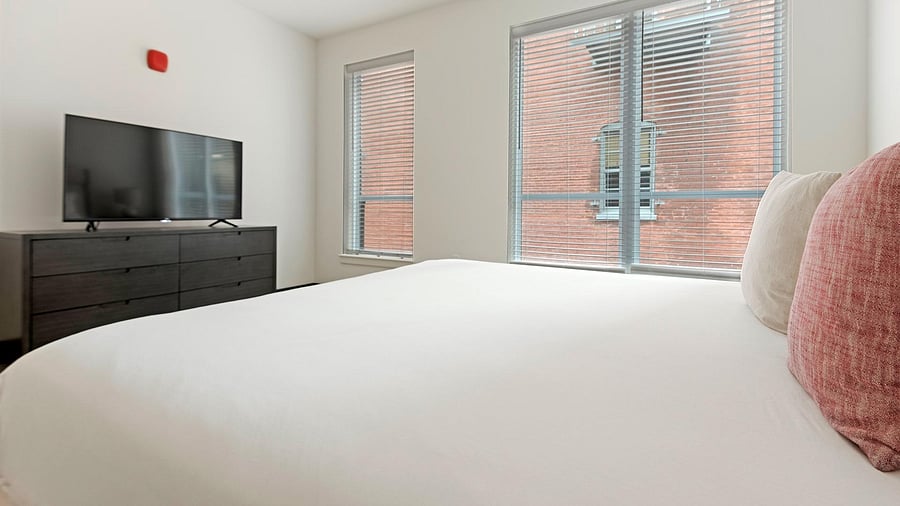 Furnished Finder property 816556_6 photo 9