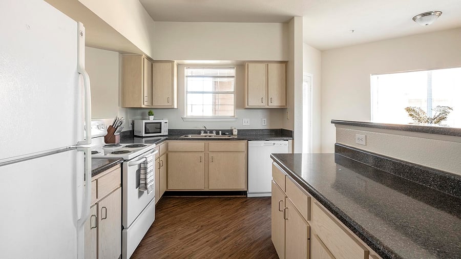 Furnished Finder property 816557_12 photo 4