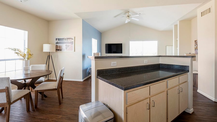 Furnished Finder property 816557_12 photo 6