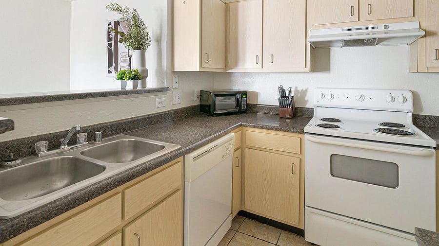 Furnished Finder property 816557_22 photo 7