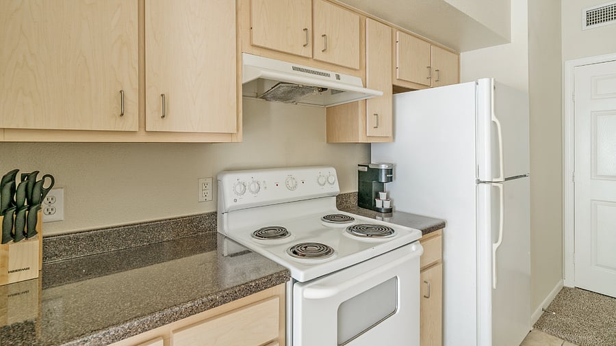 Furnished Finder property 816557_3 photo 9
