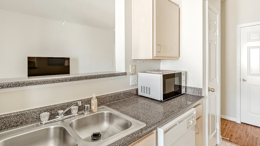 Furnished Finder property 816557_5 photo 11