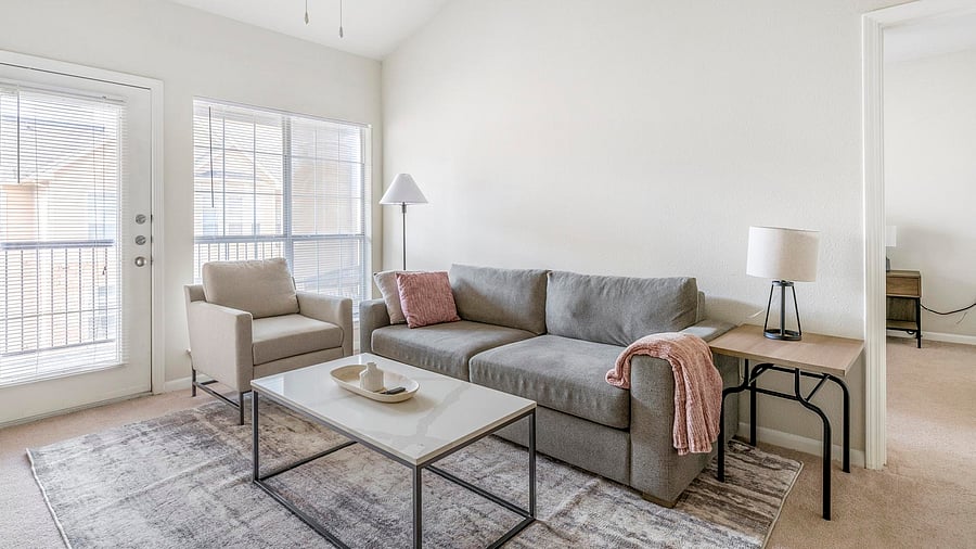 Furnished Finder property 816557_8 photo 3