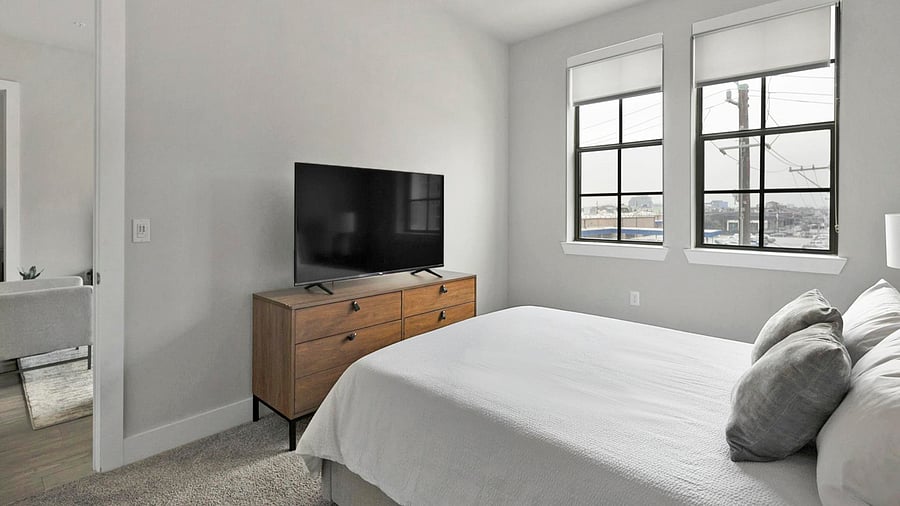 Furnished Finder property 816560_9 photo 8