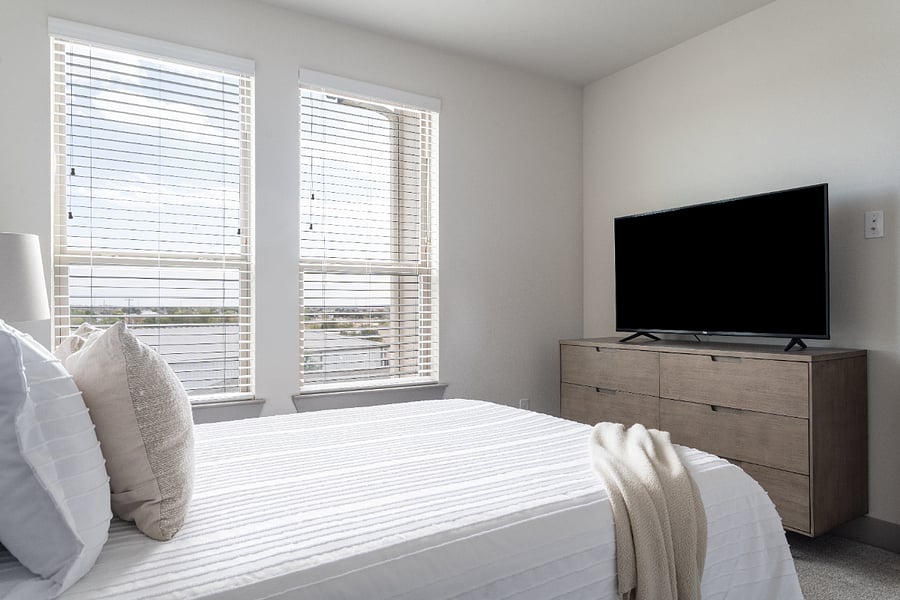 Furnished Finder property 816561_8 photo 1