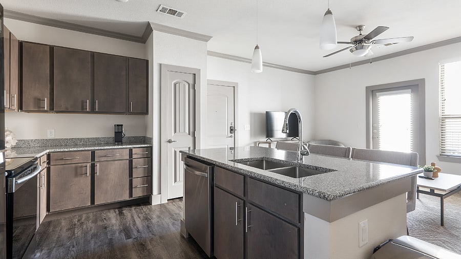 Furnished Finder property 816561_9 photo 16