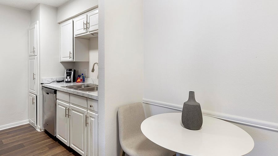 Furnished Finder property 816562_1 photo 5