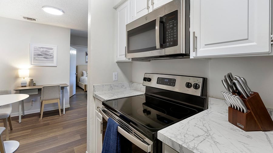 Furnished Finder property 816562_1 photo 6