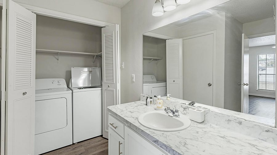 Furnished Finder property 816562_10 photo 21