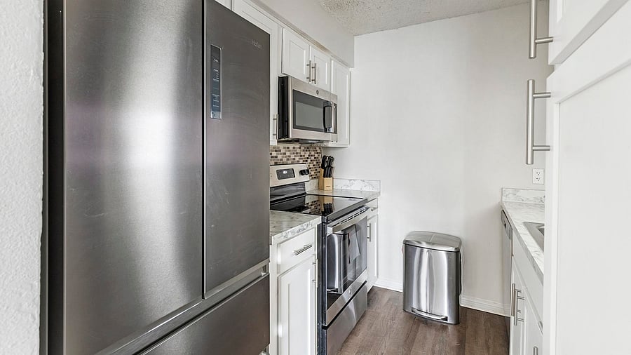 Furnished Finder property 816562_10 photo 7