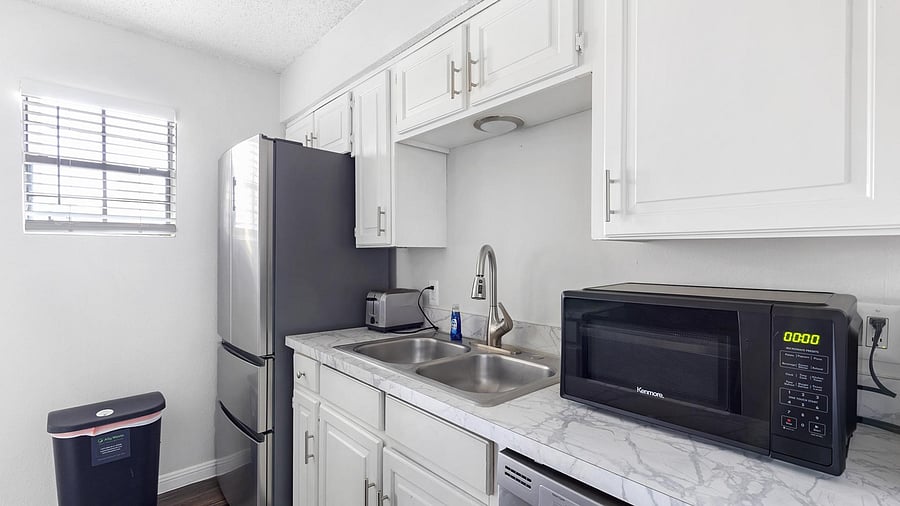 Furnished Finder property 816562_2 photo 7